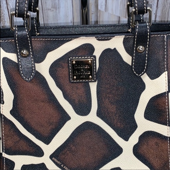 Dooney and Bourke Bag - Picture 3 of 5